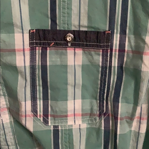 Men Short Sleeve Dress Shirt - Picture 3 of 3